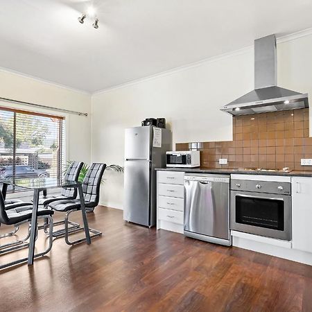 Short Stays Gippsland Trafalgar Ngoại thất bức ảnh