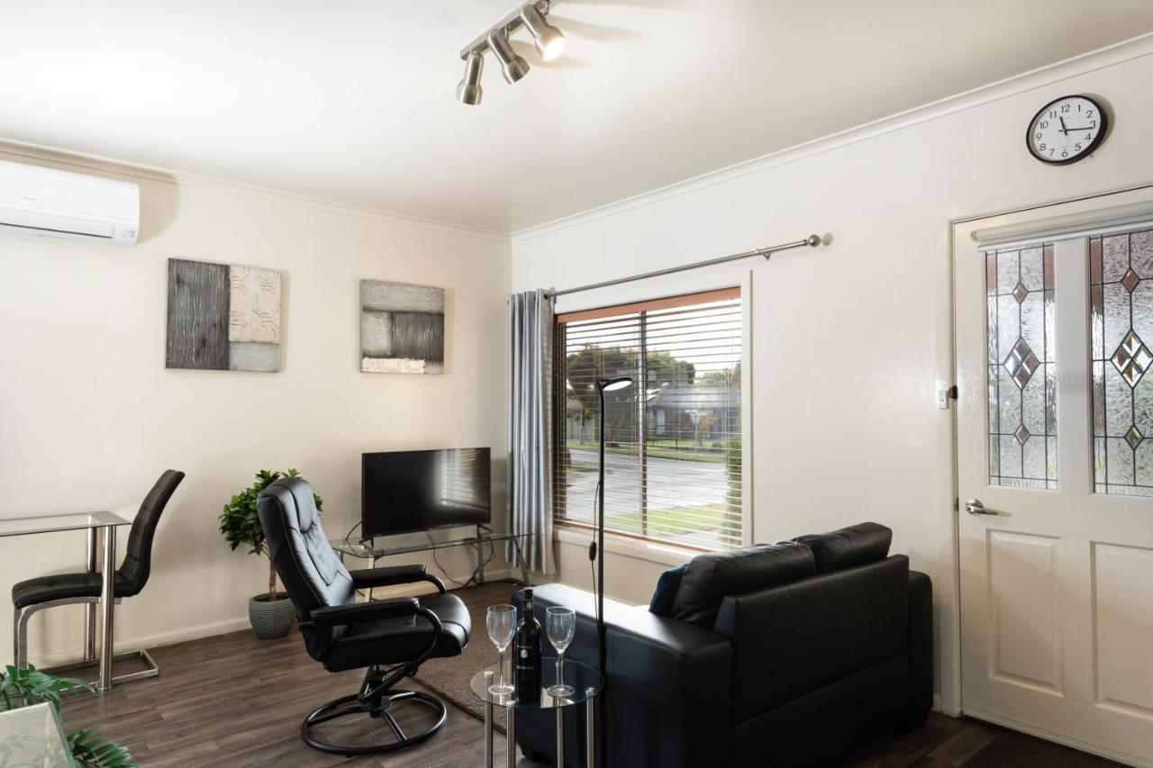 Short Stays Gippsland Trafalgar Ngoại thất bức ảnh