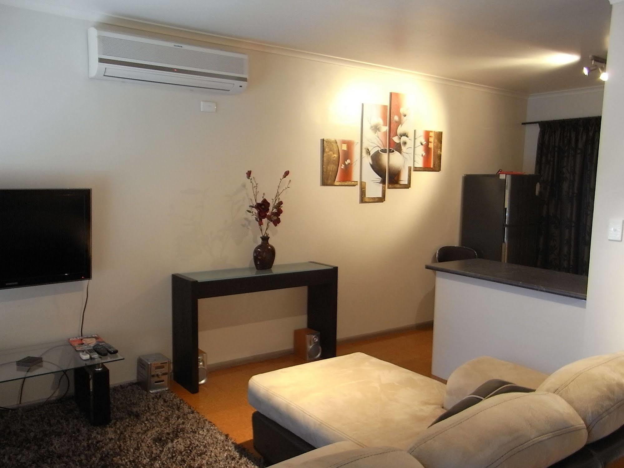 Short Stays Gippsland Trafalgar Ngoại thất bức ảnh